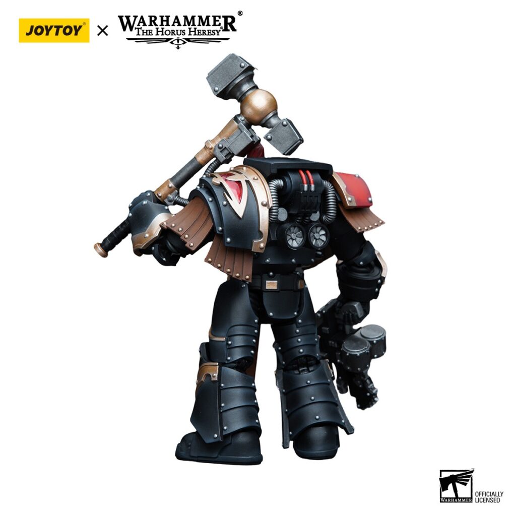 Sons of Horus Justaerin Terminator Squad Justaerin with Thunder Hammer 4 - JoyToy Germany